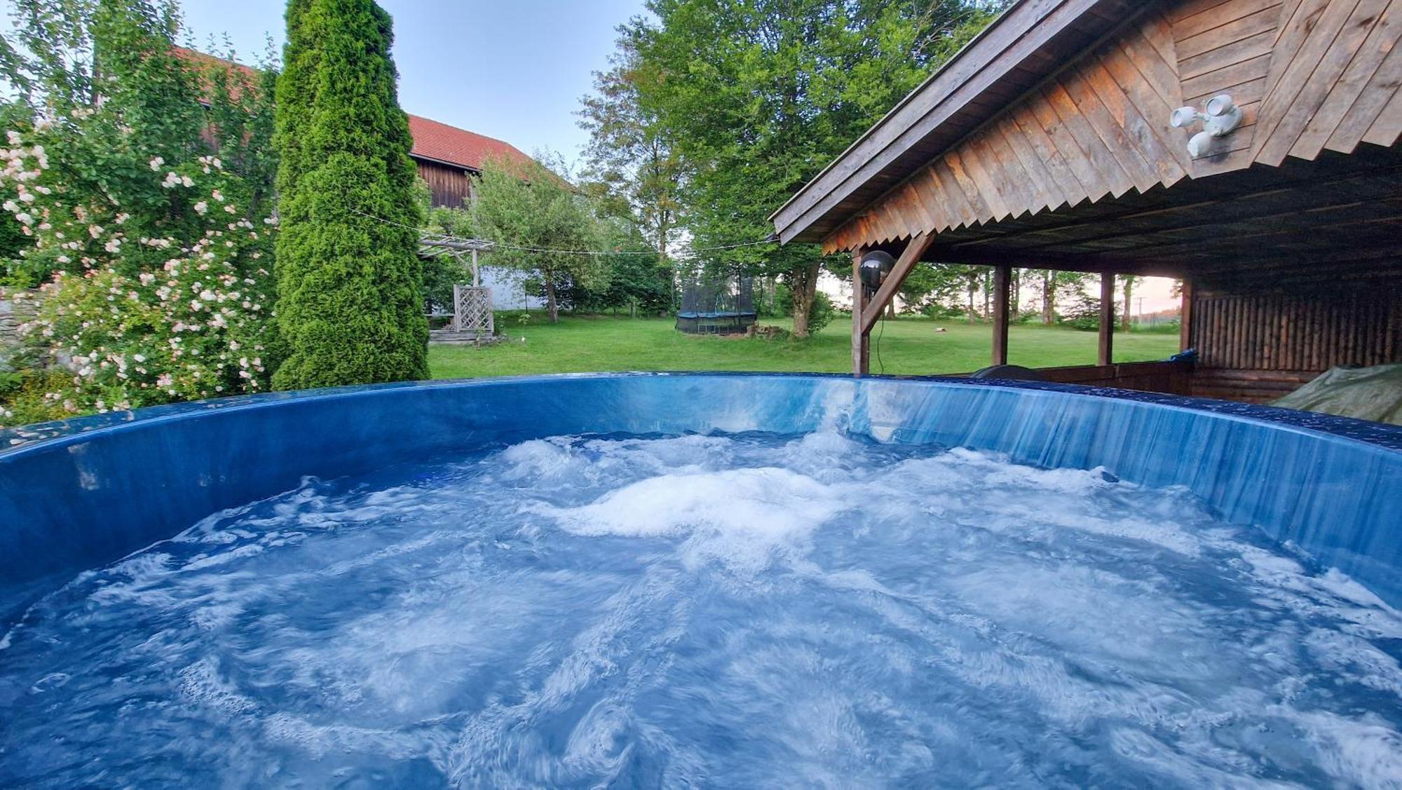 400Qm Bayerische Villa 2500Qm Uneinsehbarer Garten In Beliebter Urlaubsregion Freyung Exterior photo